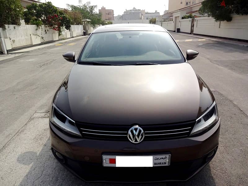 Volkswagen Jetta Full Option 2.0L Well Maintained Car For Sale 2