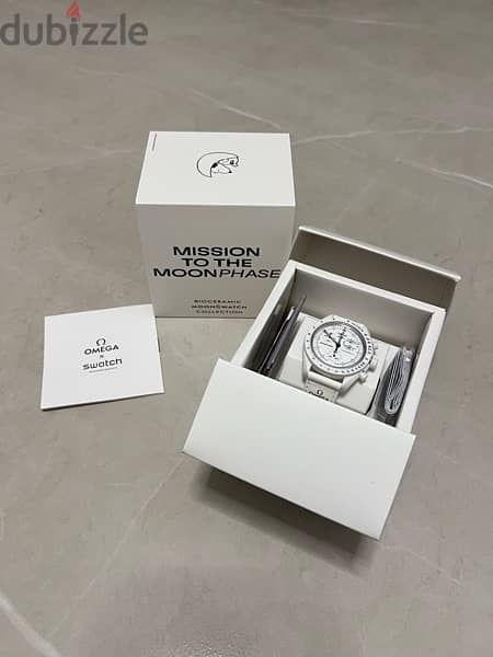 omega x swatch mission to moonphase snoopy 3