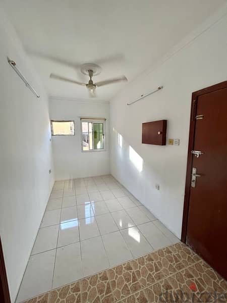 2BHK Flat in Muharraq with EWA شقة غرفتين في المحرق مع الكهرباء 0