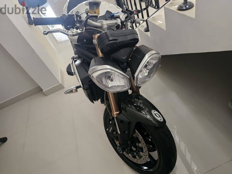 Triumph Speed Triple 1050 SOLD 8