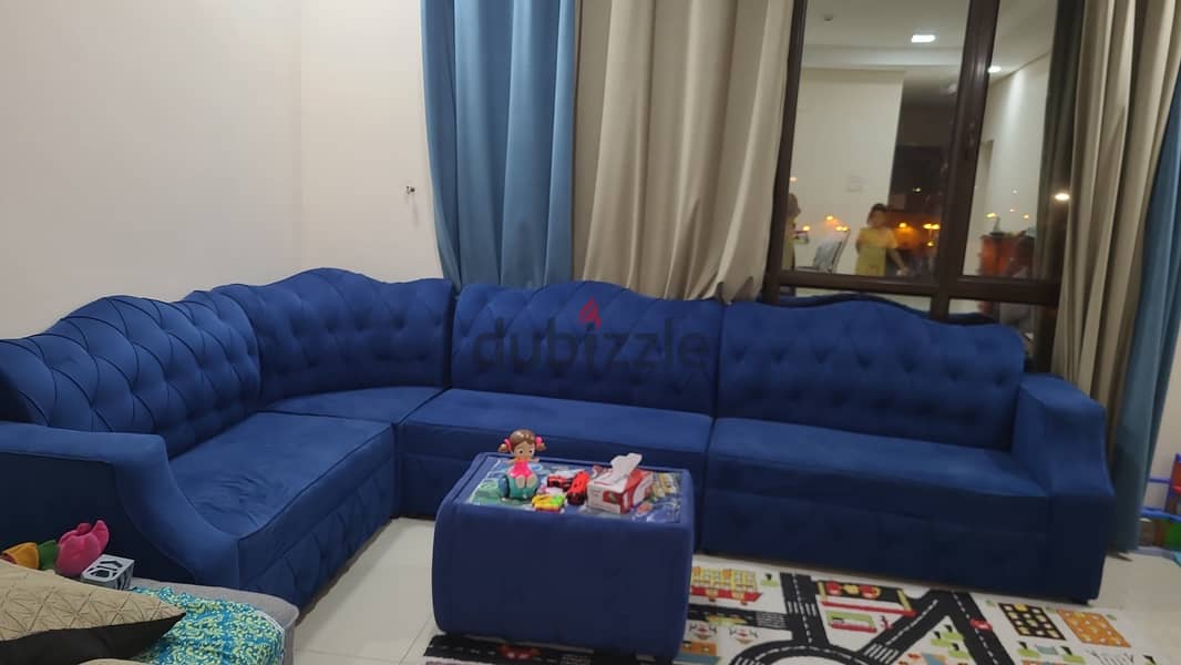 Sofa set 0