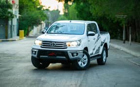 Toyota Hilux 2020 0