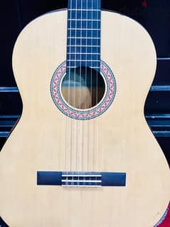 Yamaha C40M Classical Guitar – Excellent Condition