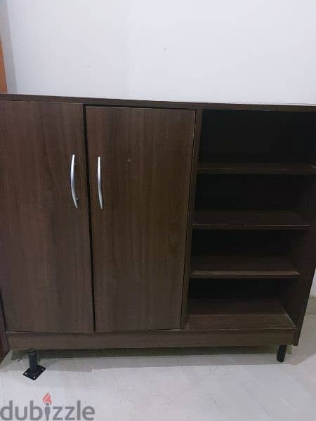 shoe cabinet 13 bd. Good condition. 3