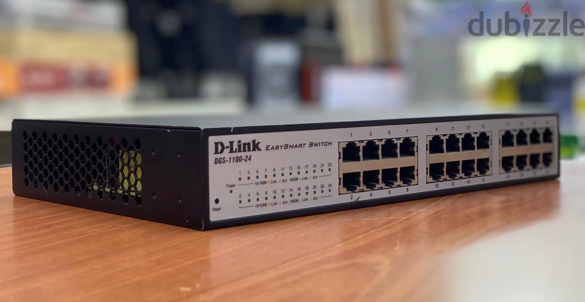 D-Link 24-Port Gigabit Smart Managed Switch DGS-1100-24 Good Working 3