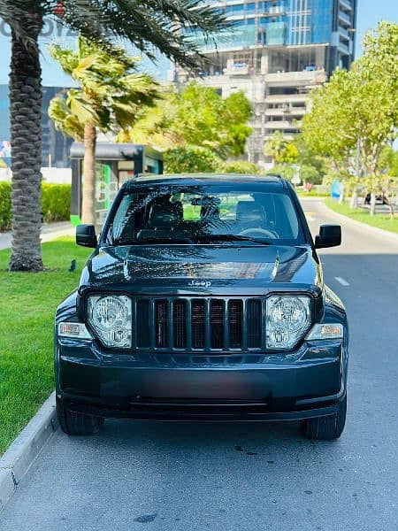 Jeep Cherokee 2010 model. 4 wheel drive model Jeep in excellent conditi 1