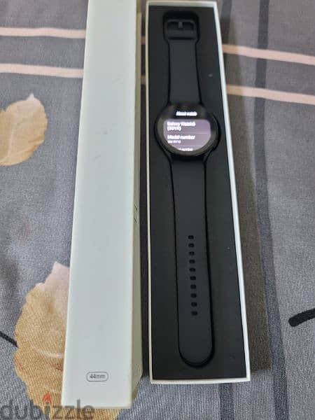 Samsung Watch 5 44mm good condition With box and charger 3