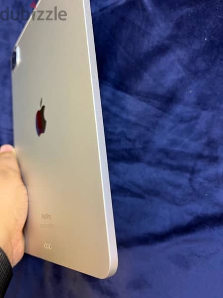 IPad Pro 11 inch 128GB ( M2) 1