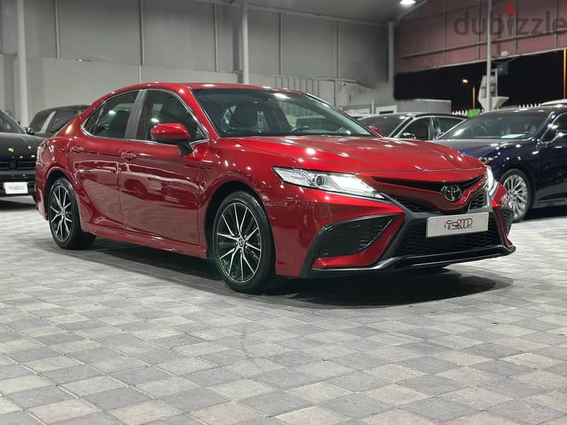 Toyota Camry 2021 SE 2