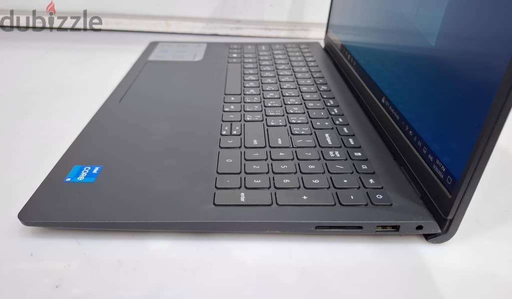 DELL 11th Generation Touch Laptop Core i5 15.6" LED 8GB RAM + 256GB M2 8