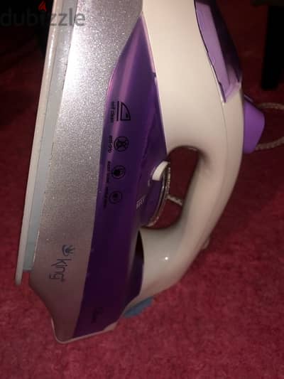 King brand steam iron