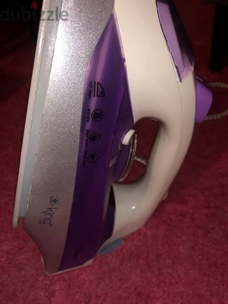 King brand steam iron 0