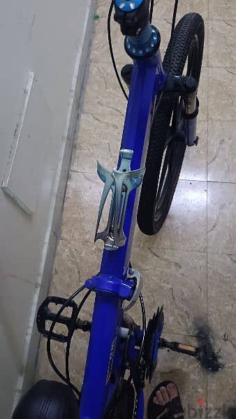 bicycle very good condition price only 25bd size 26"" 7