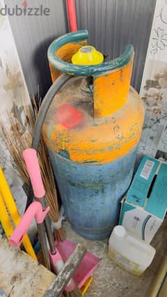 Gas cylinder