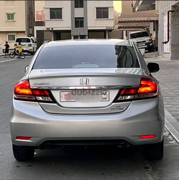 Honda Civic 1.8 model 2015 Bahrain Agency 2