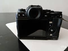 Fuji mirror less camera xt1 with zoom lens xf55_200 for sale 0