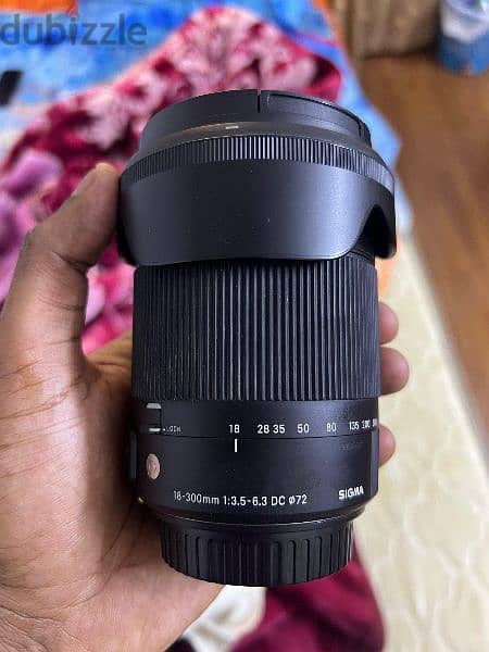 Sigma 18-300mm F3.5-6.3 Contemporary DC Macro OS HSM Lens for Canon 1