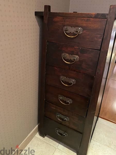 Solid wood Antique piece with deep drawers from Marina 4