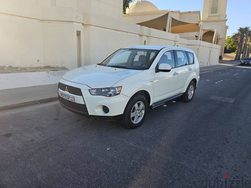 Mitsubishi Outlander 2010 0