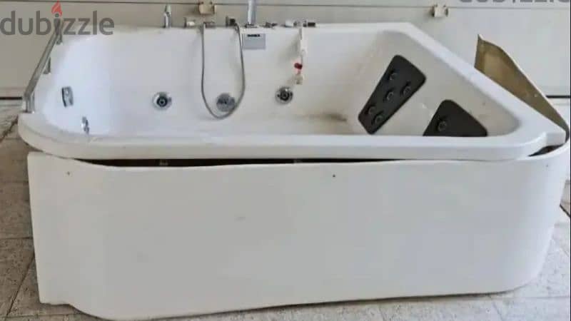 jacuzzi for sale 0