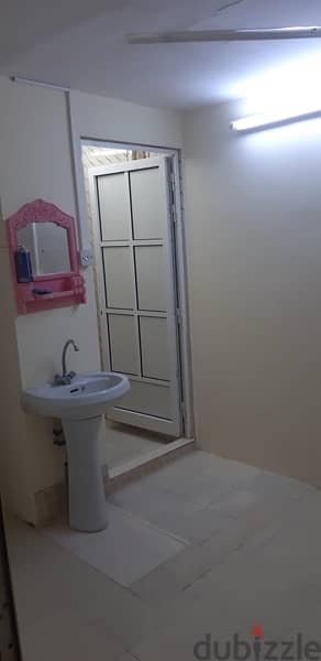 Flat 4 rent in isa town (Indian or Filipino family only ) 2