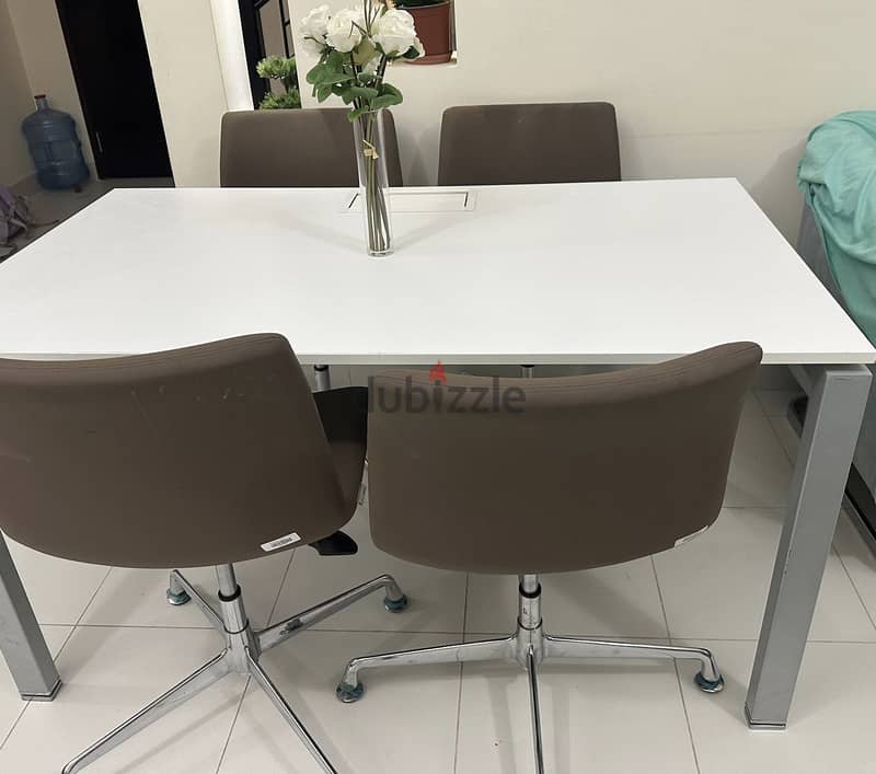 White Table with Steel legs can be desk / working / Dining with 4 cha 5