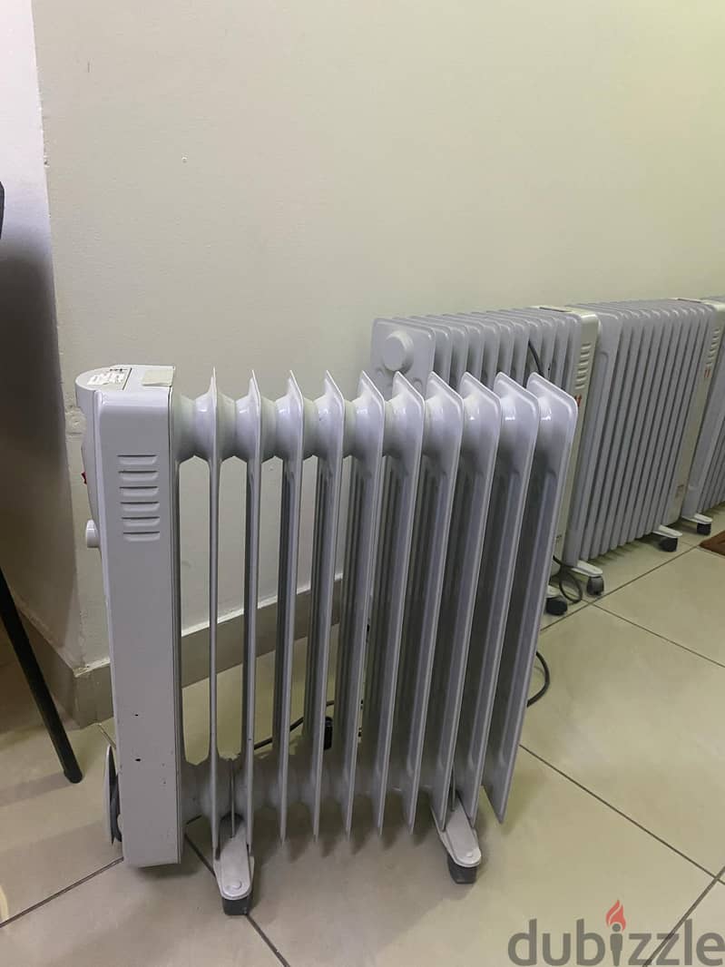 oil heater for sale / clothes stand for sale 0