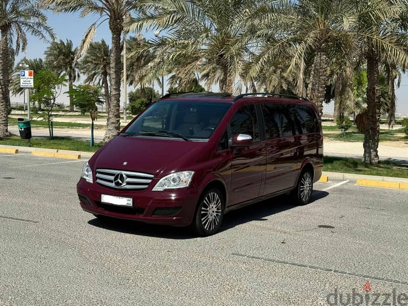 Mercedes-Benz Viano 2014 red 1