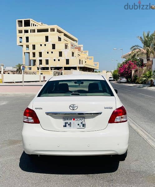 Toyota Yaris 2010 model excellent condition for sale. 1800 bd . . 6