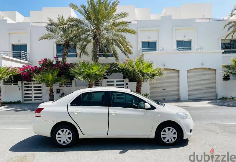 Toyota Yaris 2010 model excellent condition for sale. 1800 bd . . 10