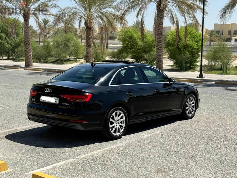 Audi A4 2018 black 5