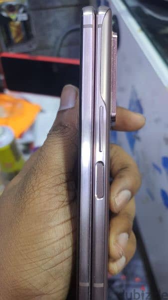 urgent sale fold 2 256 gb 12 gb ram 4