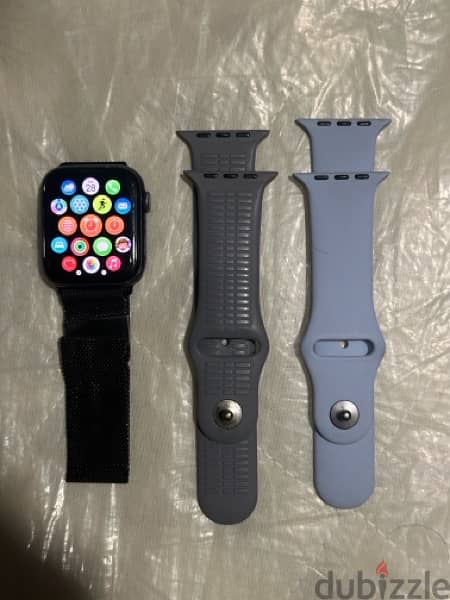 Apple Watch Series 5 (44MM) Space Gray Aluminum  battery  health 84% 4