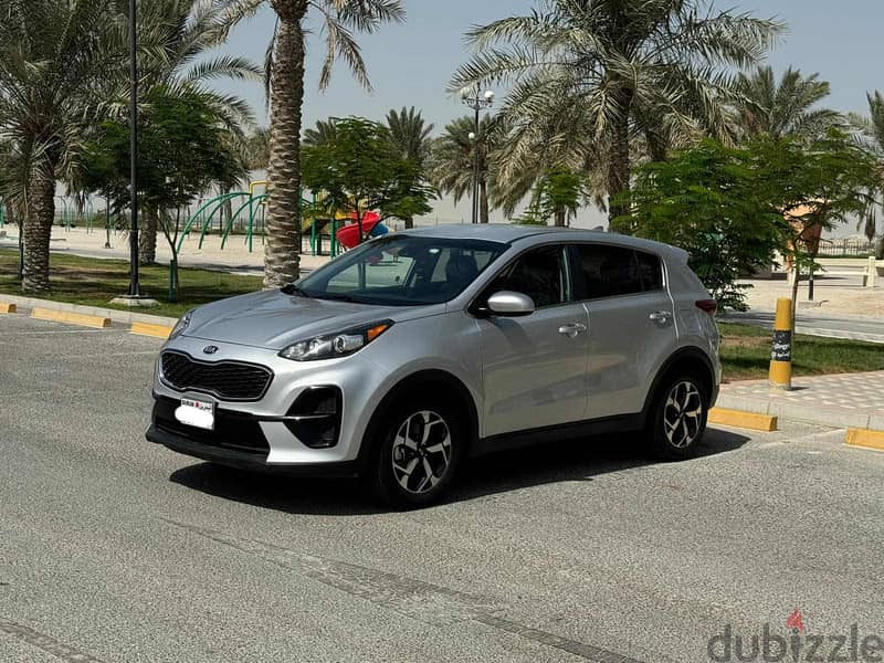 Kia Sportage 2021 silver 1