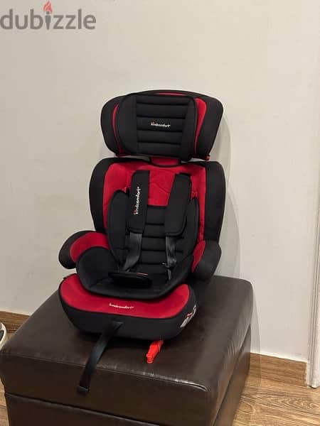 car seat 9months to 12 years 3