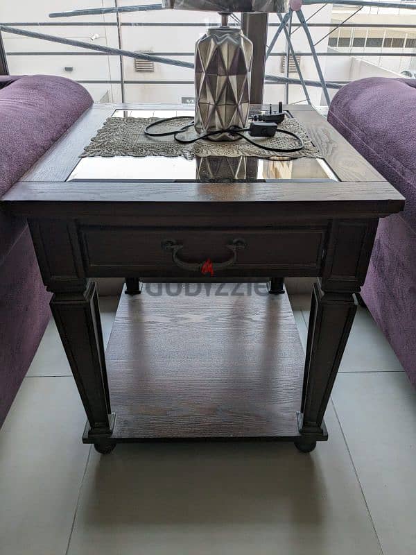 Coffee Table set of 3 for Sale: BHD 25 1