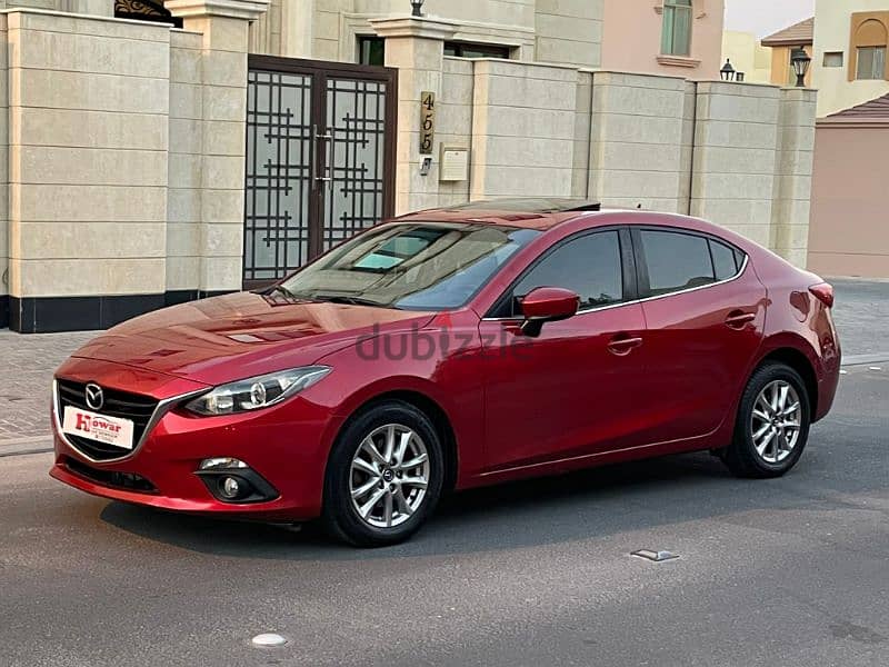 2015 model Full option Mazda 3 0