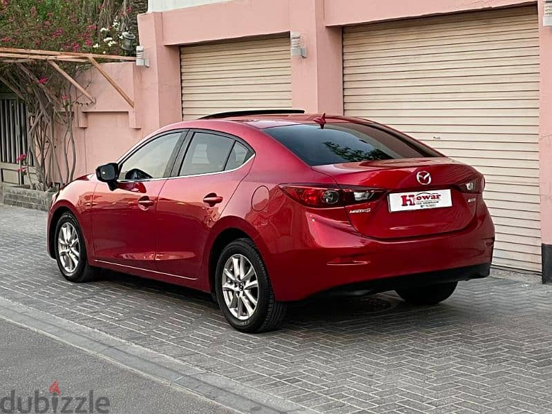 2015 model Full option Mazda 3 4