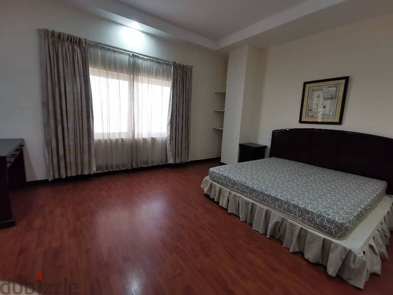 3 BEDROOMS FULLY FURNISHED PENTHOUSE For Rent In Juffair 5