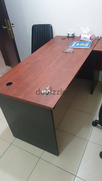 High Quality Office Table With Chair 2