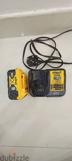 Used DeWalt DCB112 Charger and New Battery 20V/5AH XR 0