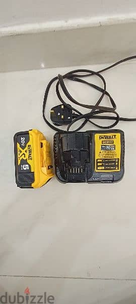 Used DeWalt DCB112 Charger and New Battery 20V/5AH XR