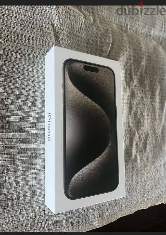 i phone 15 pro . 128gb . white . 1