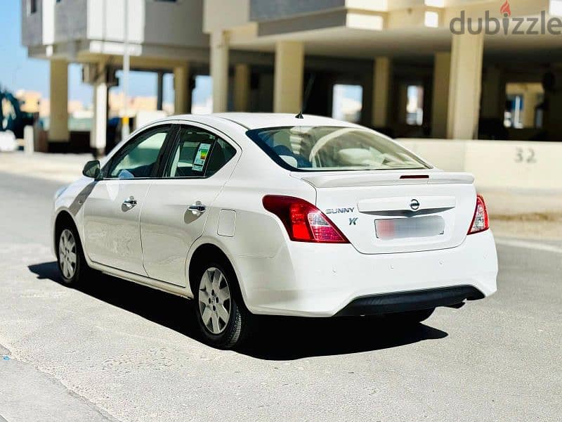 Nissan Sunny 2022 Low Mileage Under Warranty Fully Agent Maintened Car 5