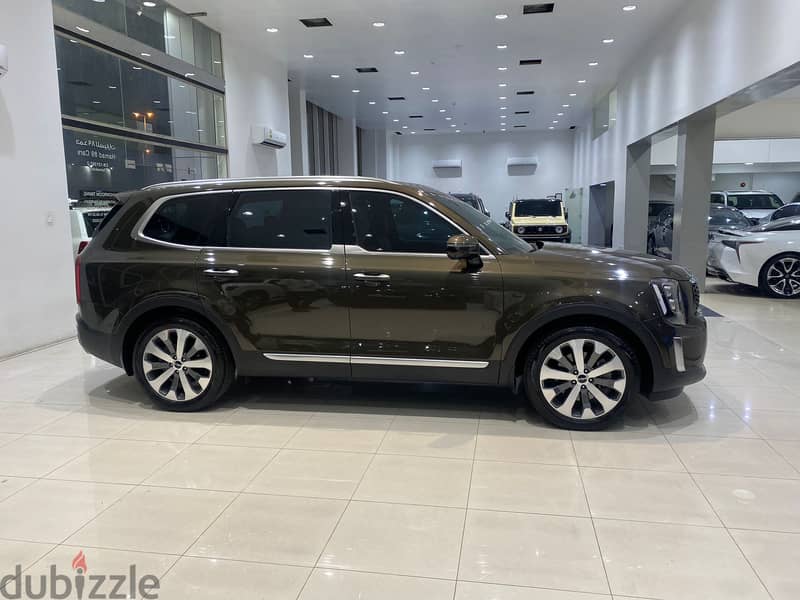 Kia Telluride GT 2022 grey 2