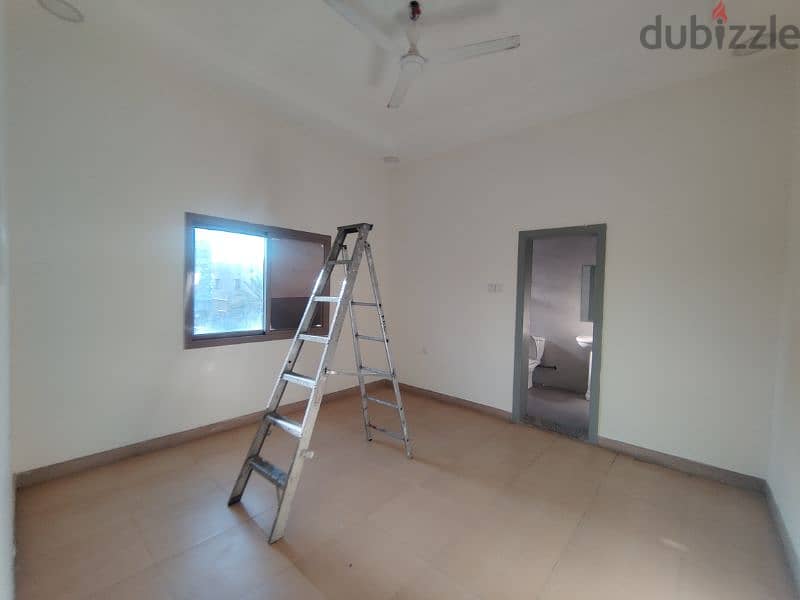 Studio flat with EWA and AC in East Riffa 0