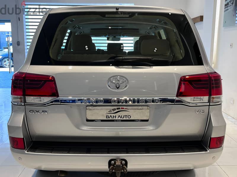 TOYOTA LAND CRUISER GXR V6 MODEL 2019 FOR SALE 3