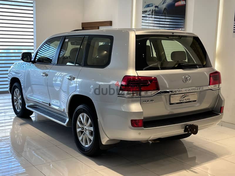 TOYOTA LAND CRUISER GXR V6 MODEL 2019 FOR SALE 5