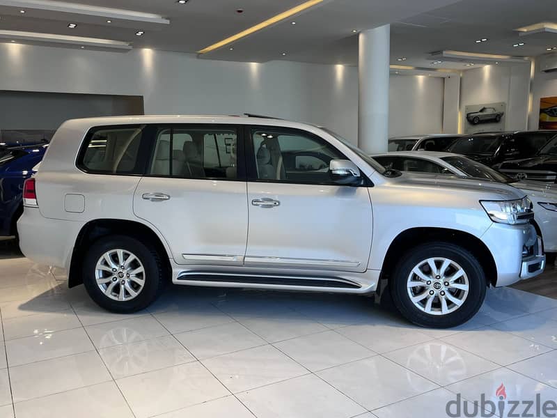 TOYOTA LAND CRUISER GXR V6 MODEL 2019 FOR SALE 8