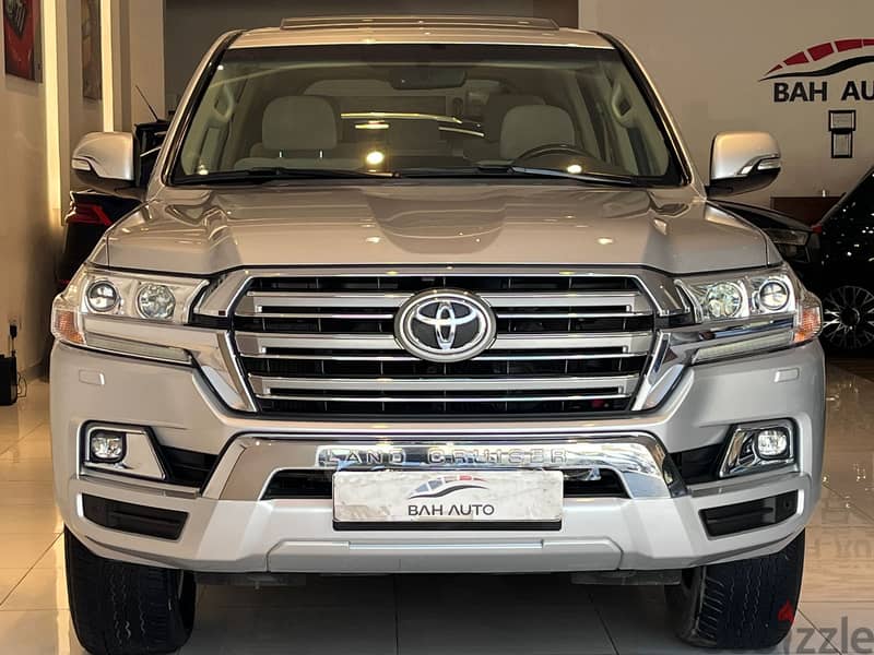 TOYOTA LAND CRUISER GXR V6 MODEL 2019 FOR SALE 11